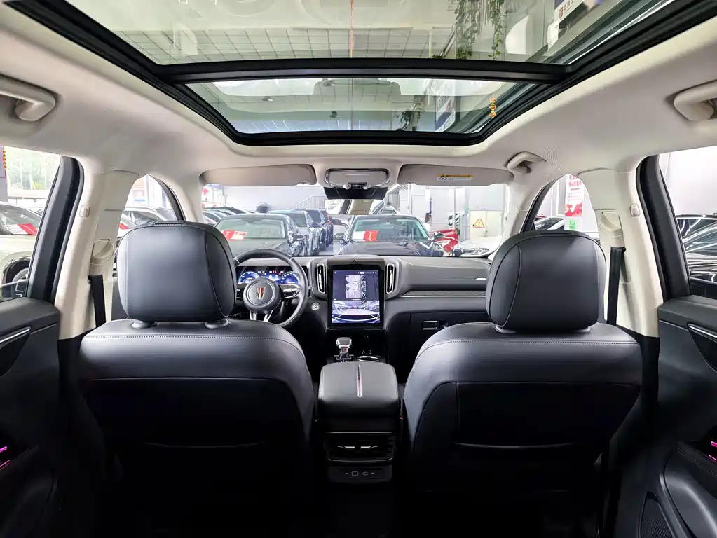 Hongqi Hongqi HS3 PHEV — миниатюра 6