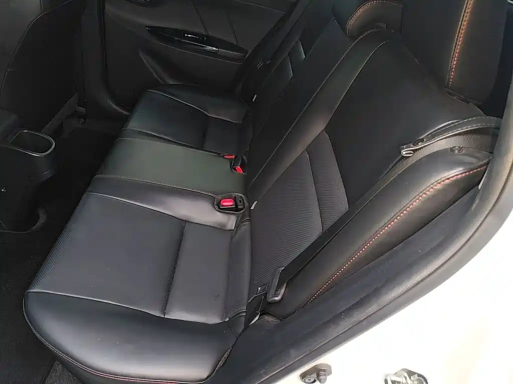 Toyota Yaris L — миниатюра 17