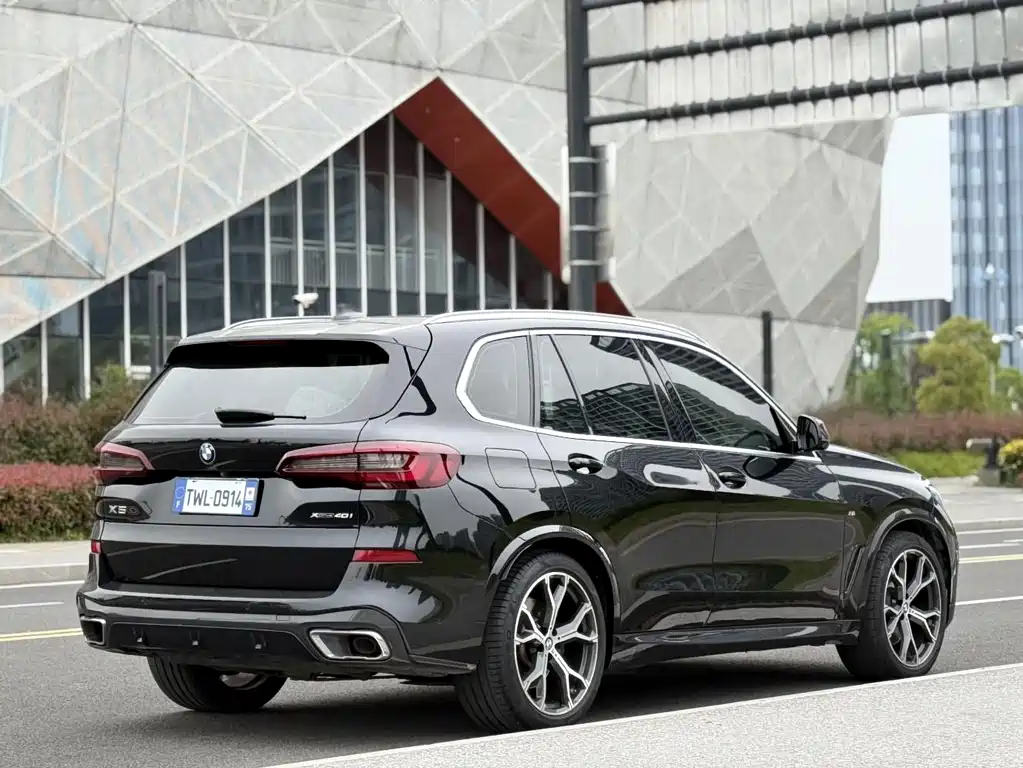 BMW X5 (Import) — миниатюра 17