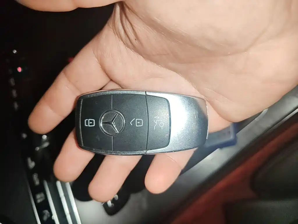 Mercedes-Benz C-Class — миниатюра 9