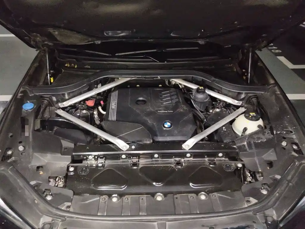 BMW X5 — миниатюра 17