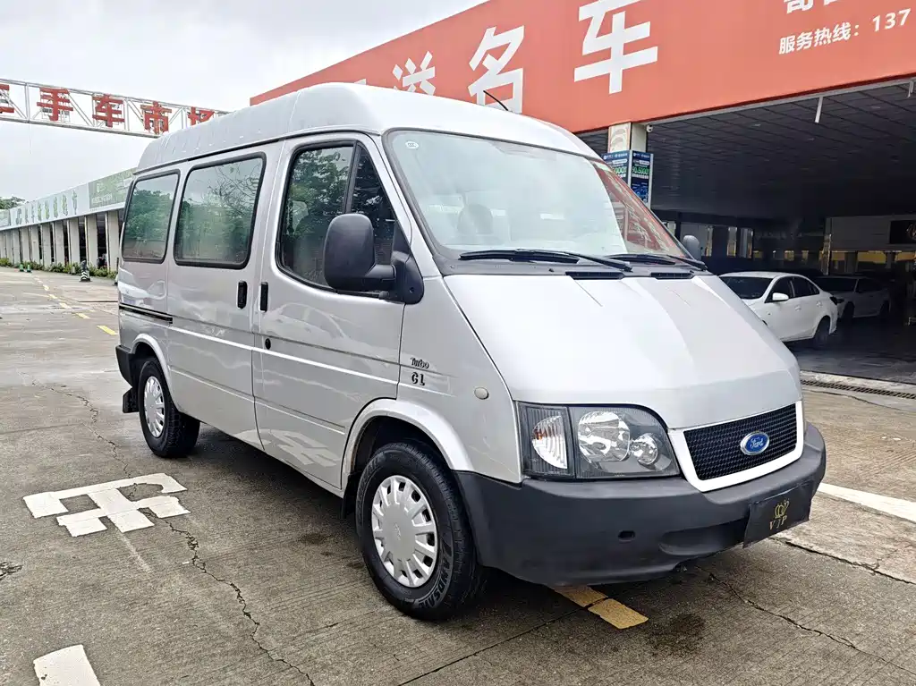 Ford Transit Classic — миниатюра 3