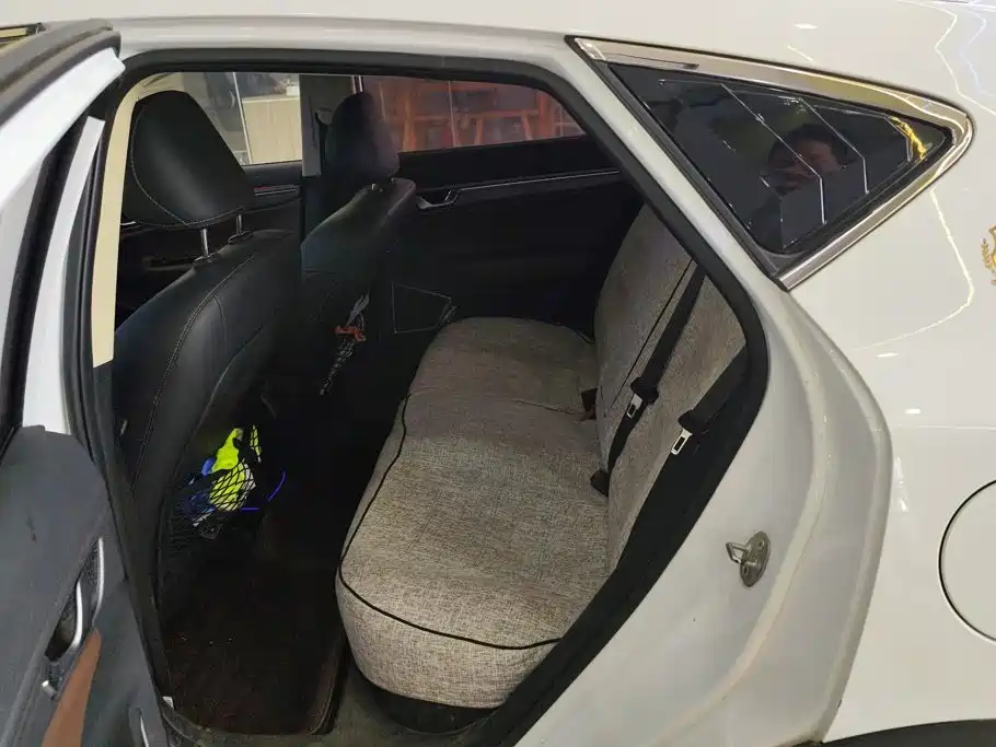 Geely Emgrand GS — миниатюра 11