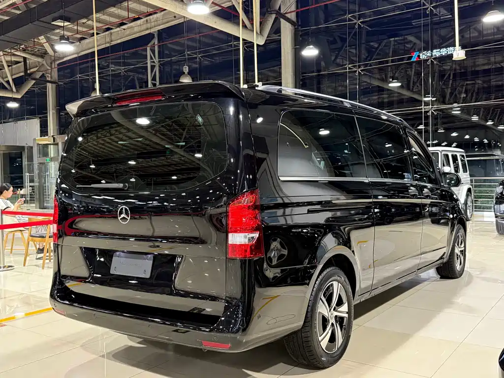 Mercedes-Benz Vito — миниатюра 23