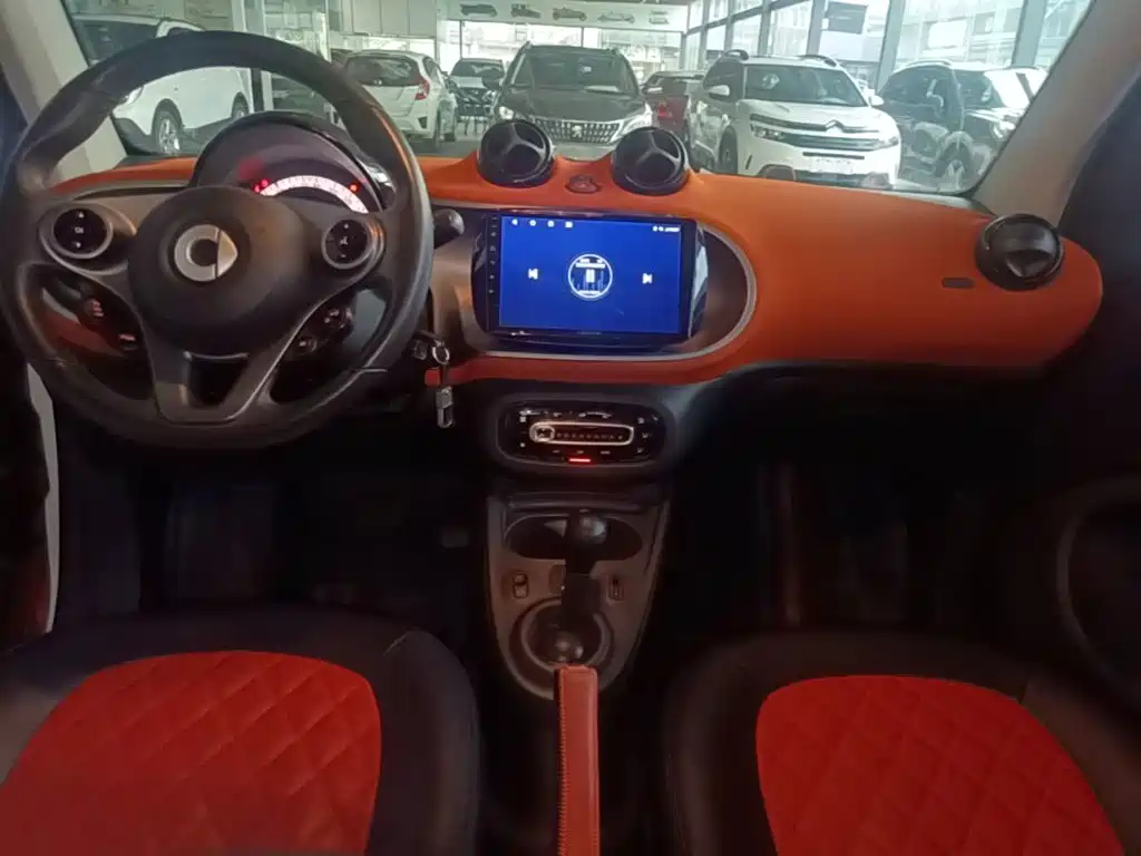 smart Smart Fortwo — миниатюра 13