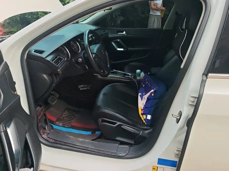 Peugeot 408 — миниатюра 9