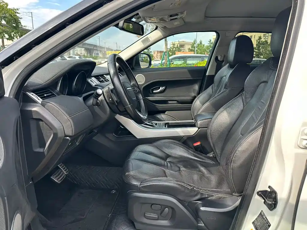 Land Rover Evoque (Import) — миниатюра 7