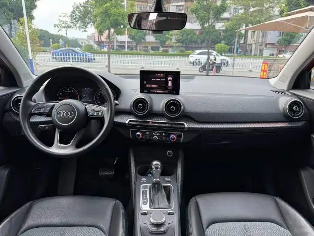Audi Q2L — миниатюра 7