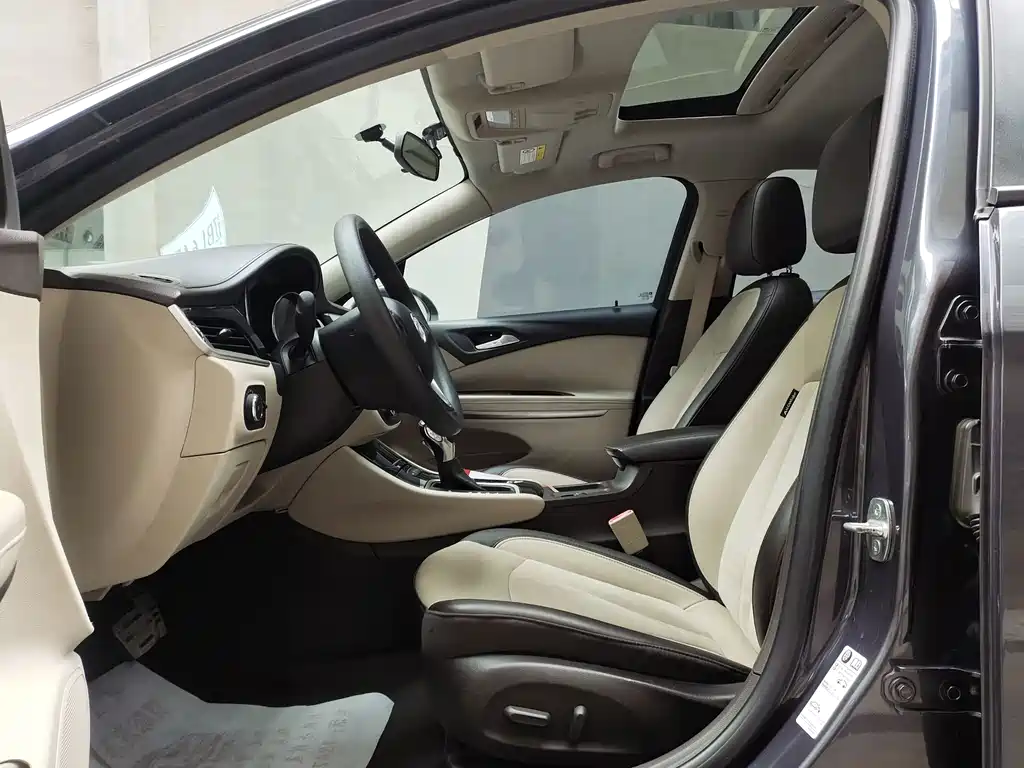 Buick Verano — миниатюра 7