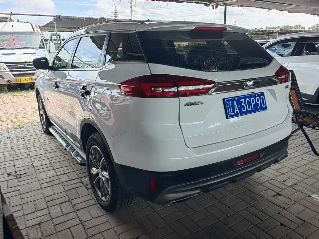 Geely Boyue — миниатюра 6