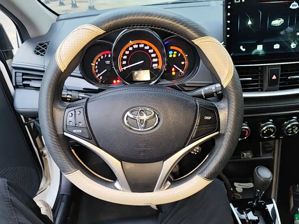 Toyota Yaris L — миниатюра 11