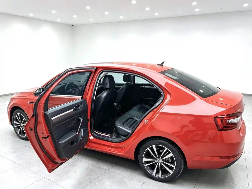 Volkswagen Lamando — миниатюра 5