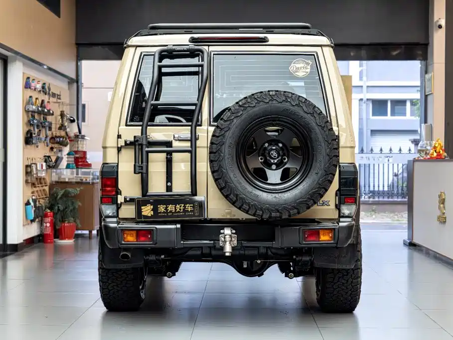 Toyota Land Cruiser — миниатюра 5