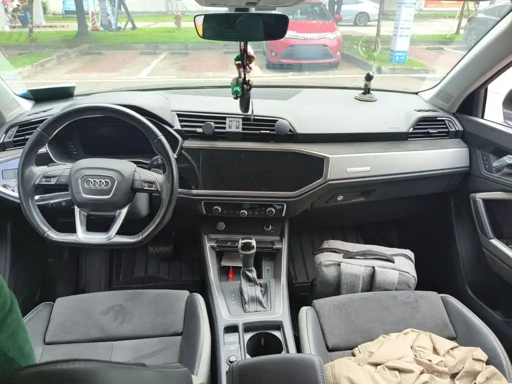 Audi Q3 — миниатюра 13