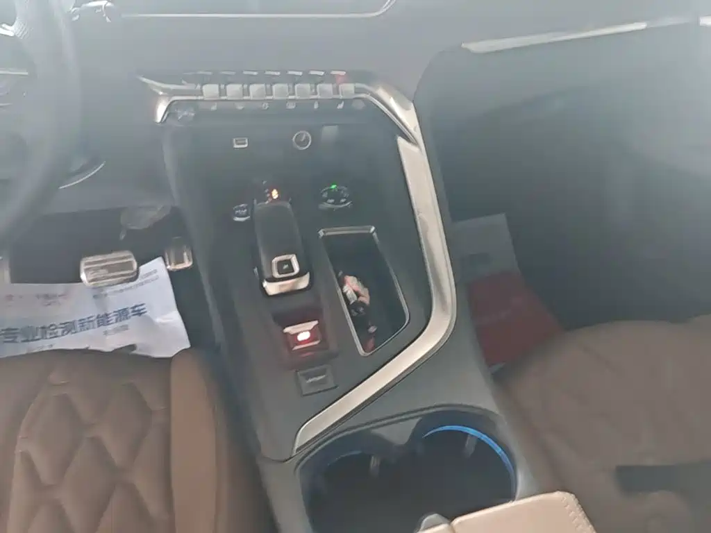 Peugeot 5008 — миниатюра 14