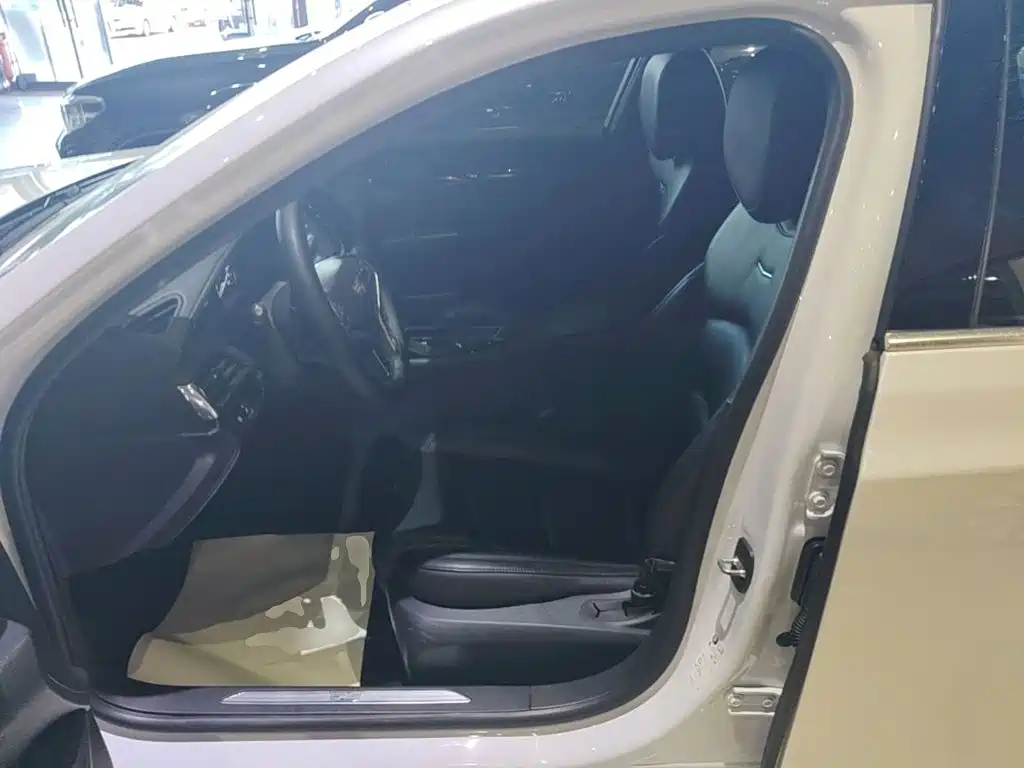 Cadillac CT6 — миниатюра 15