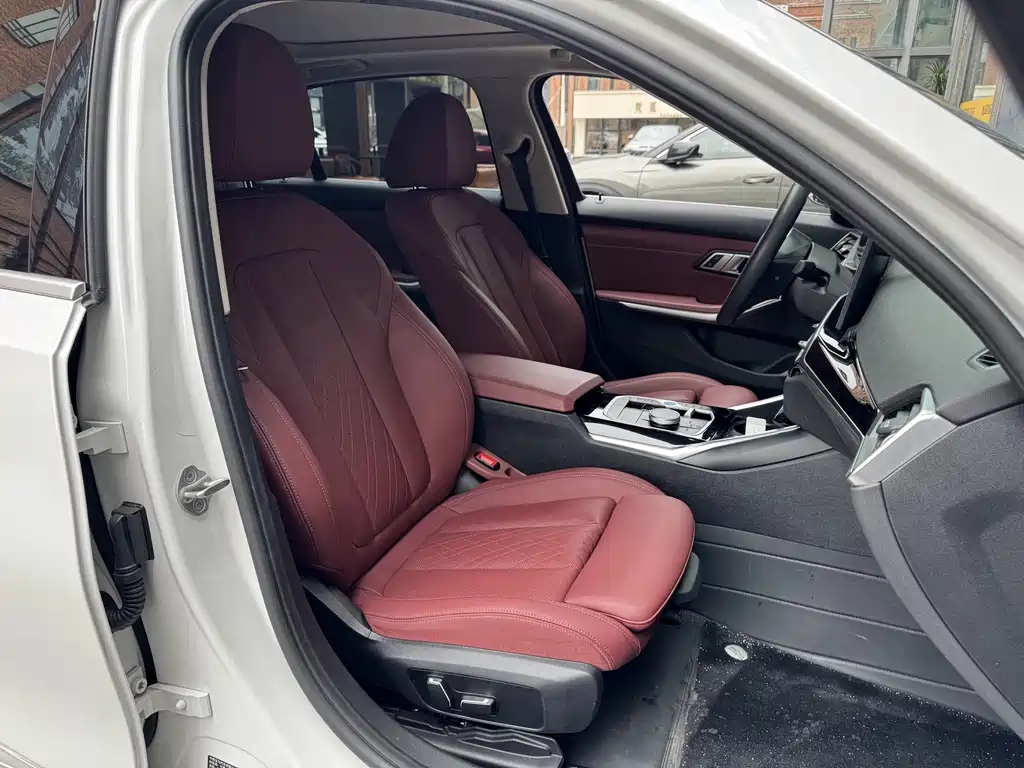 BMW i3 — миниатюра 21