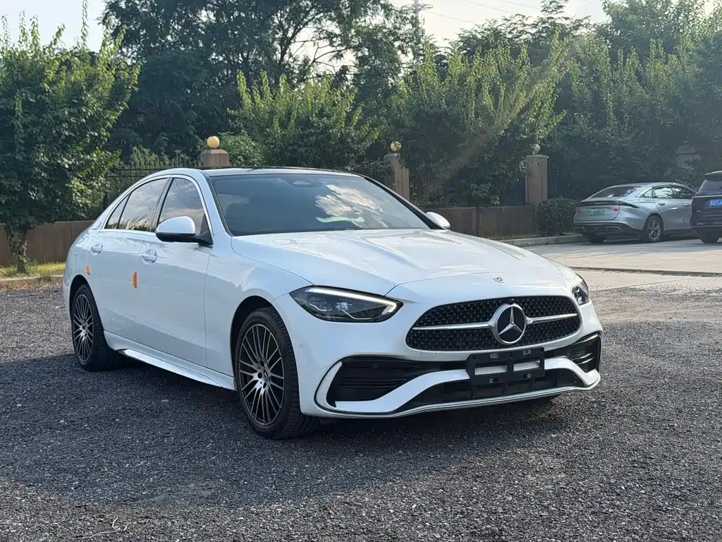 Mercedes-Benz C-Class — миниатюра 3
