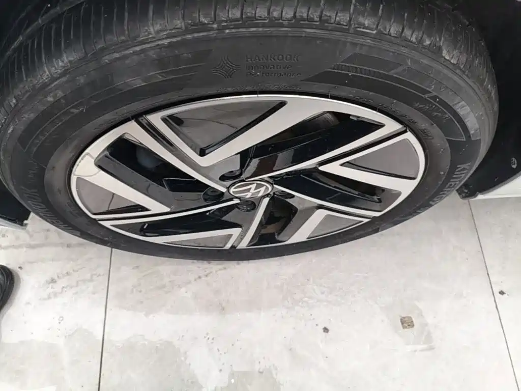 Volkswagen Sagitar — миниатюра 23