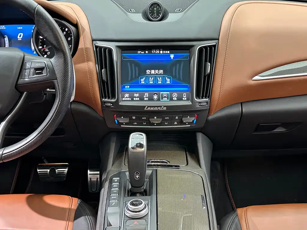 Maserati Levante — миниатюра 21