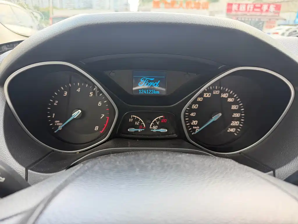 Ford Focus — миниатюра 9