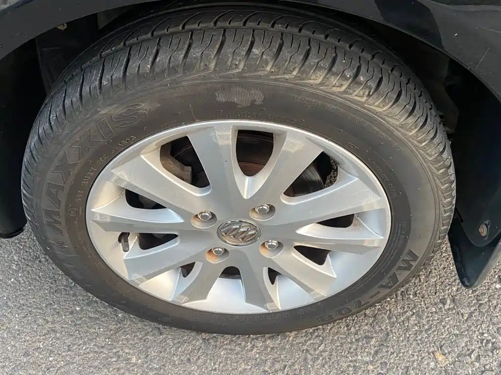 Buick Excelle — миниатюра 17