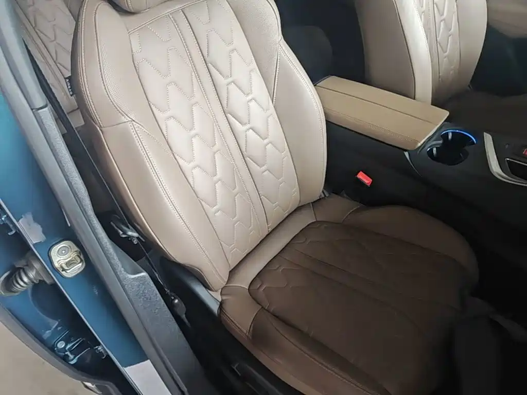 Peugeot 5008 — миниатюра 25