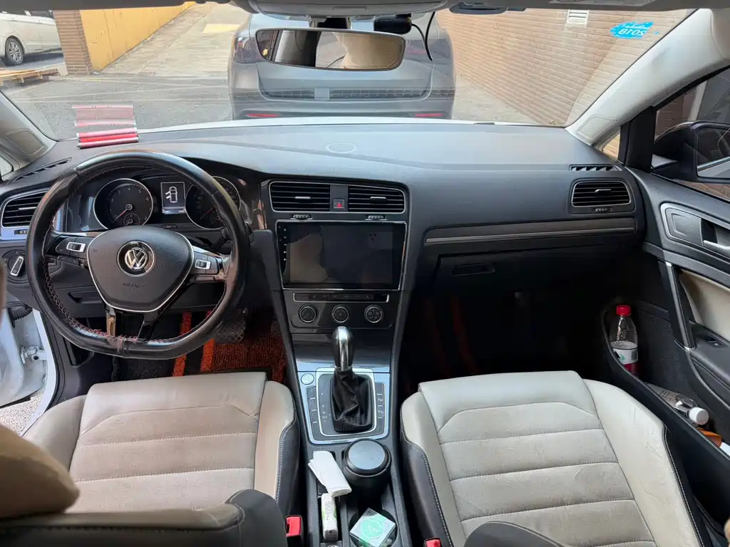 Volkswagen Golf — миниатюра 6