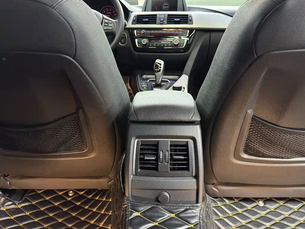 BMW 3 Series — миниатюра 9
