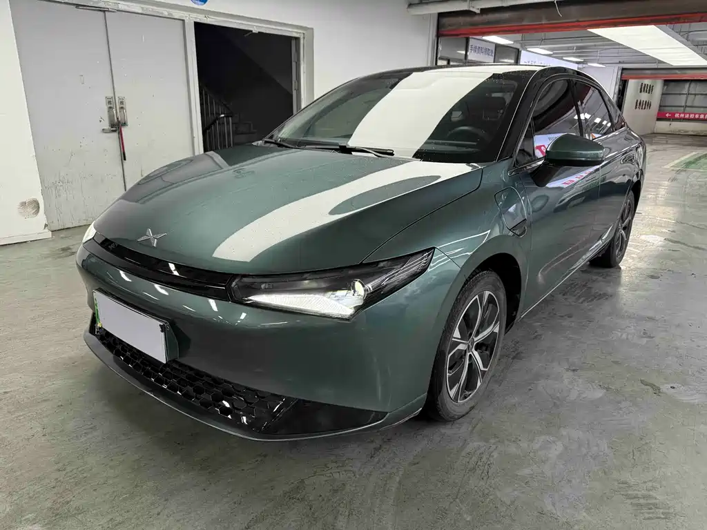 XPeng P5