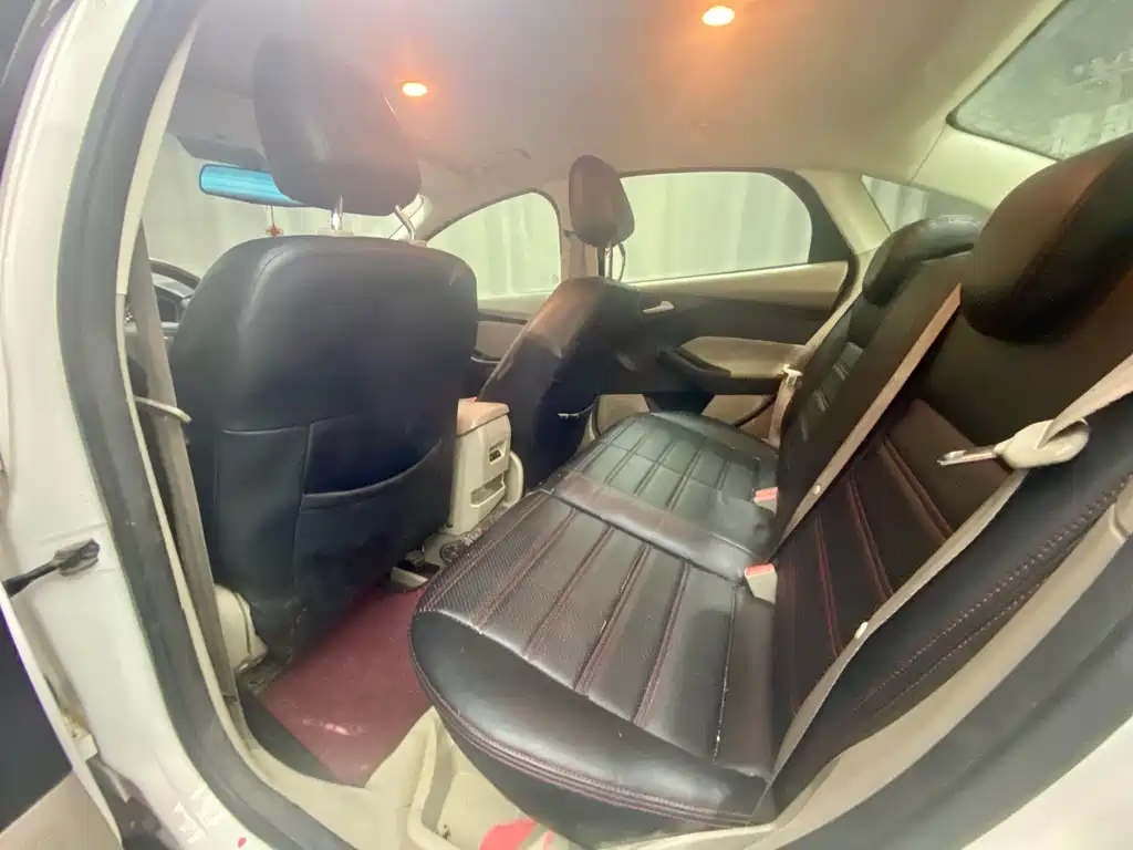 Ford Focus — миниатюра 13