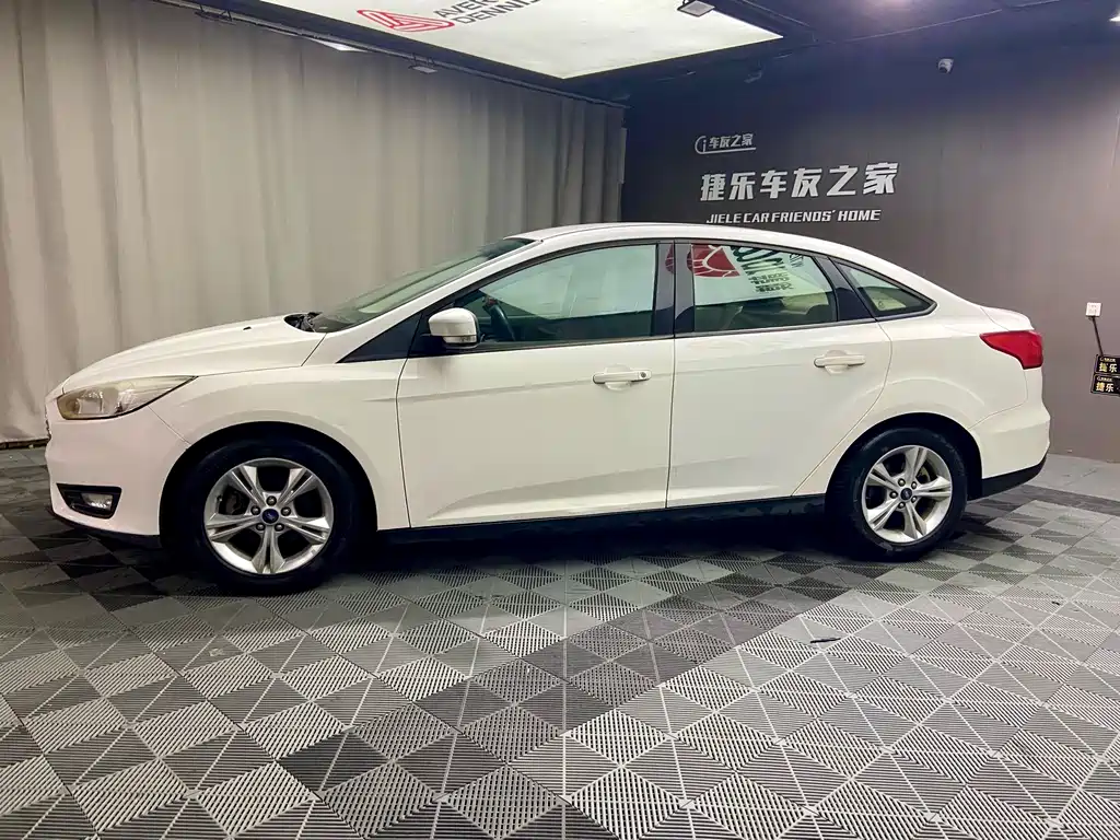 Ford Focus — миниатюра 4