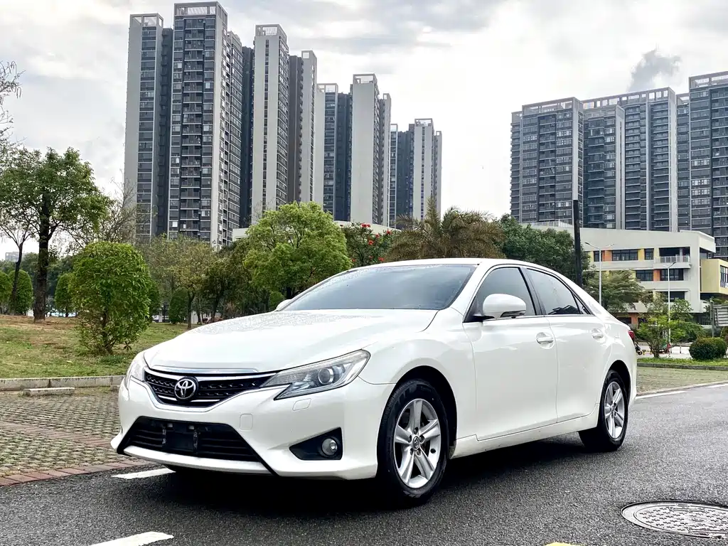 Toyota Reiz — миниатюра 2