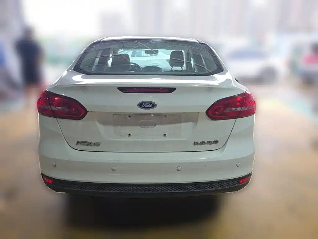 Ford Focus — миниатюра 8