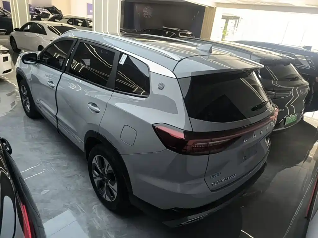 Chery Tiggo 8 PRO NEV — миниатюра 5