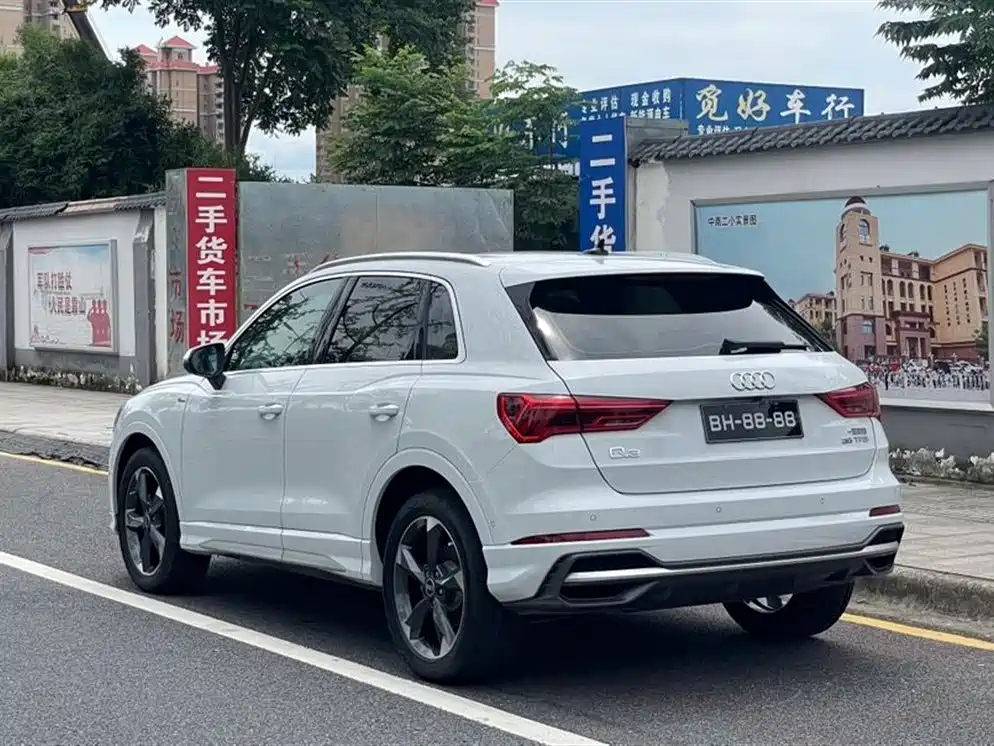 Audi Q3 2022 35 TFSI Fashion