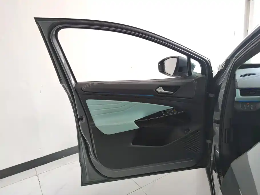 Volkswagen ID.4 X — миниатюра 7