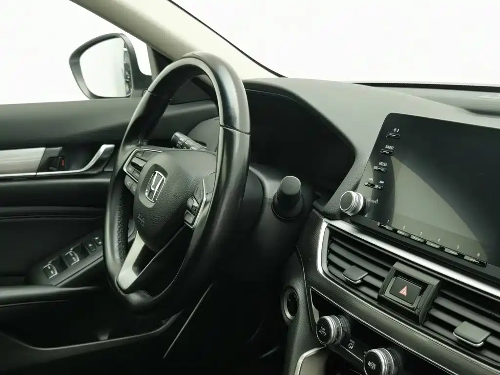 Honda Accord — миниатюра 22