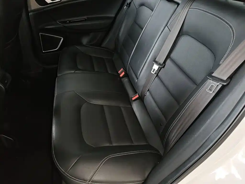 Geely Emgrand GS — миниатюра 17