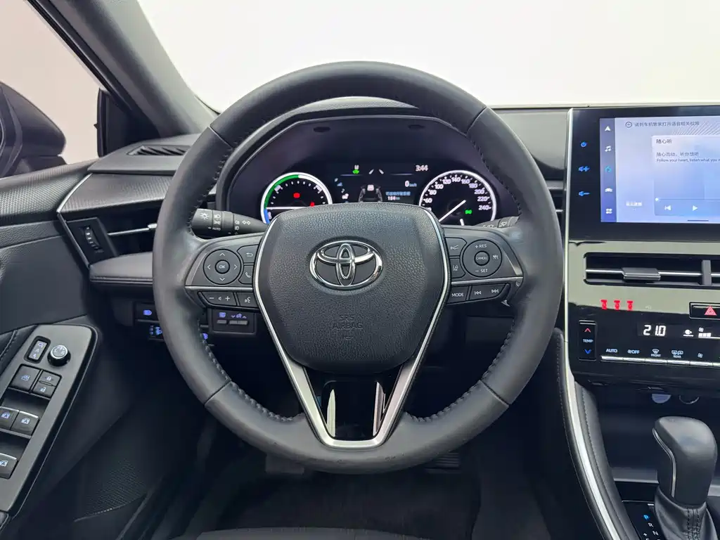 Toyota Avalon — миниатюра 6