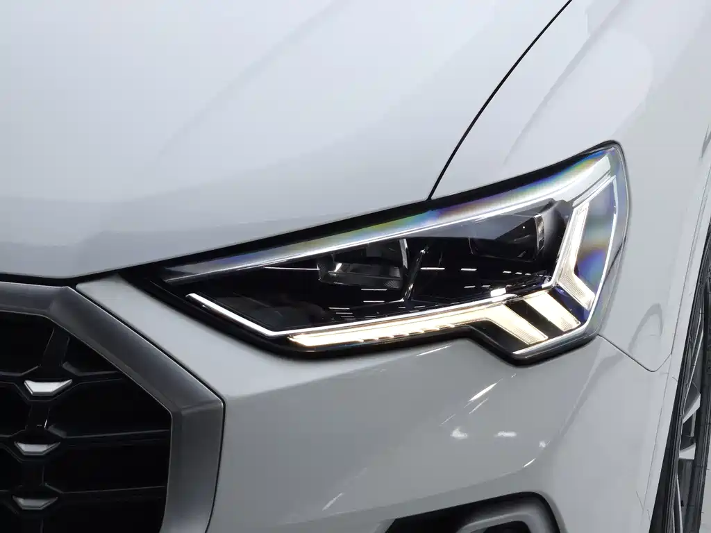 Audi Q3 — миниатюра 17