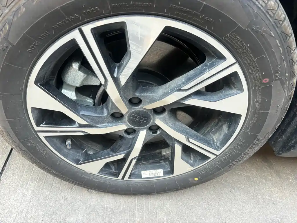 GEELY GALAXY GALAXY L7