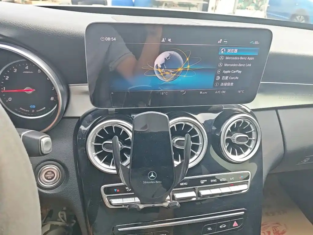 Mercedes-Benz C-Class — миниатюра 13