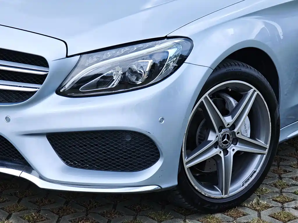 Mercedes-Benz C-Class (Import) — миниатюра 2