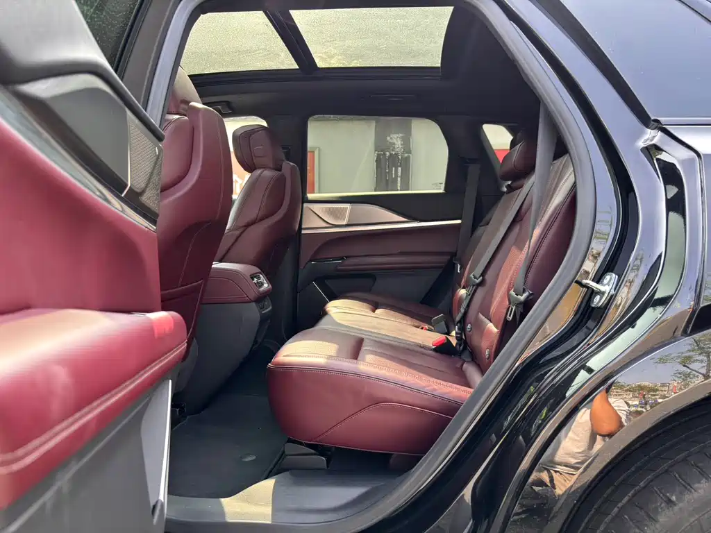 Cadillac XT5 — миниатюра 6