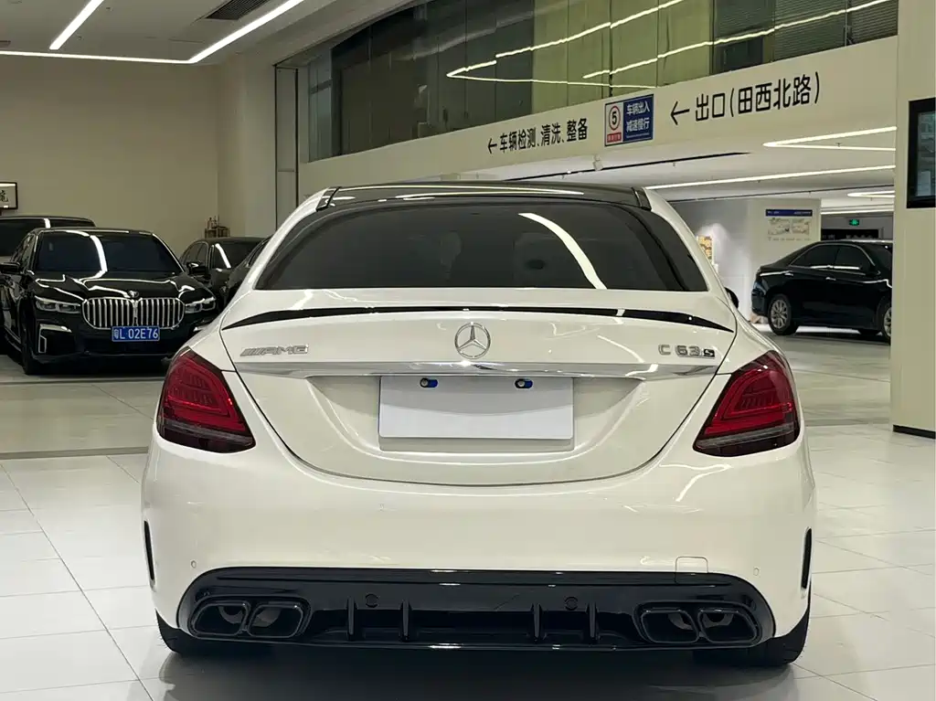 Mercedes-Benz C-Class AMG — миниатюра 4