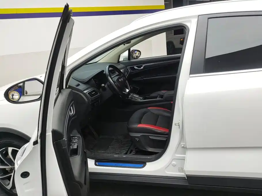 Geely Emgrand GS — миниатюра 9
