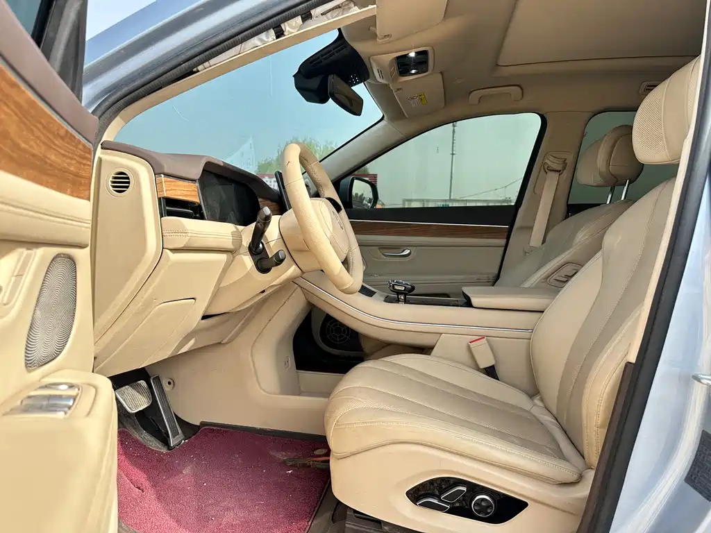 AITO ASK THE WORLD M7