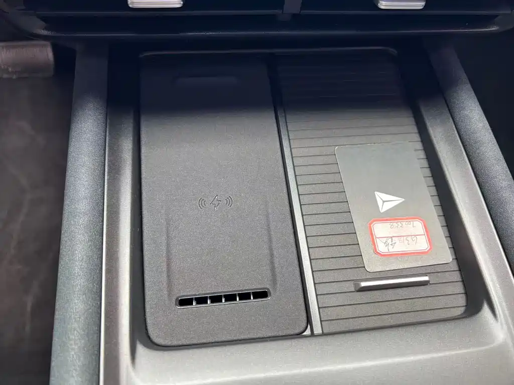 Changan Deepal DARK BLUE G318