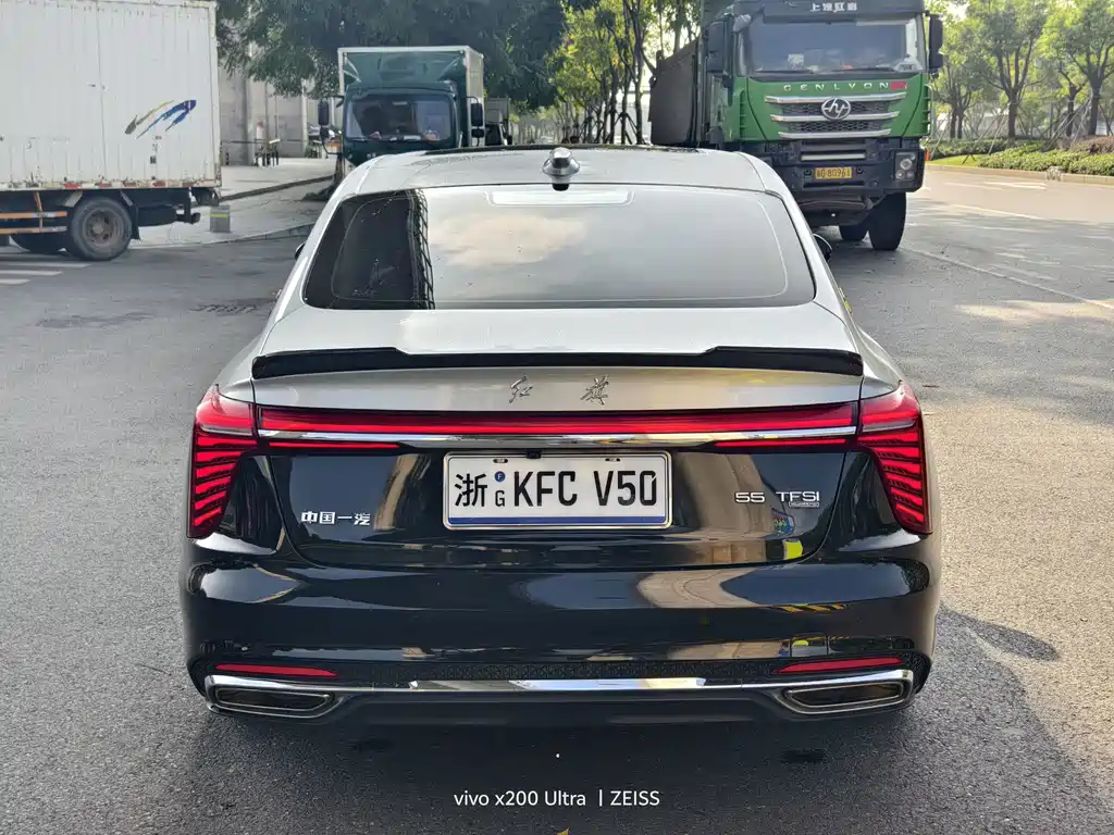 Hongqi Hongqi H5 — миниатюра 13